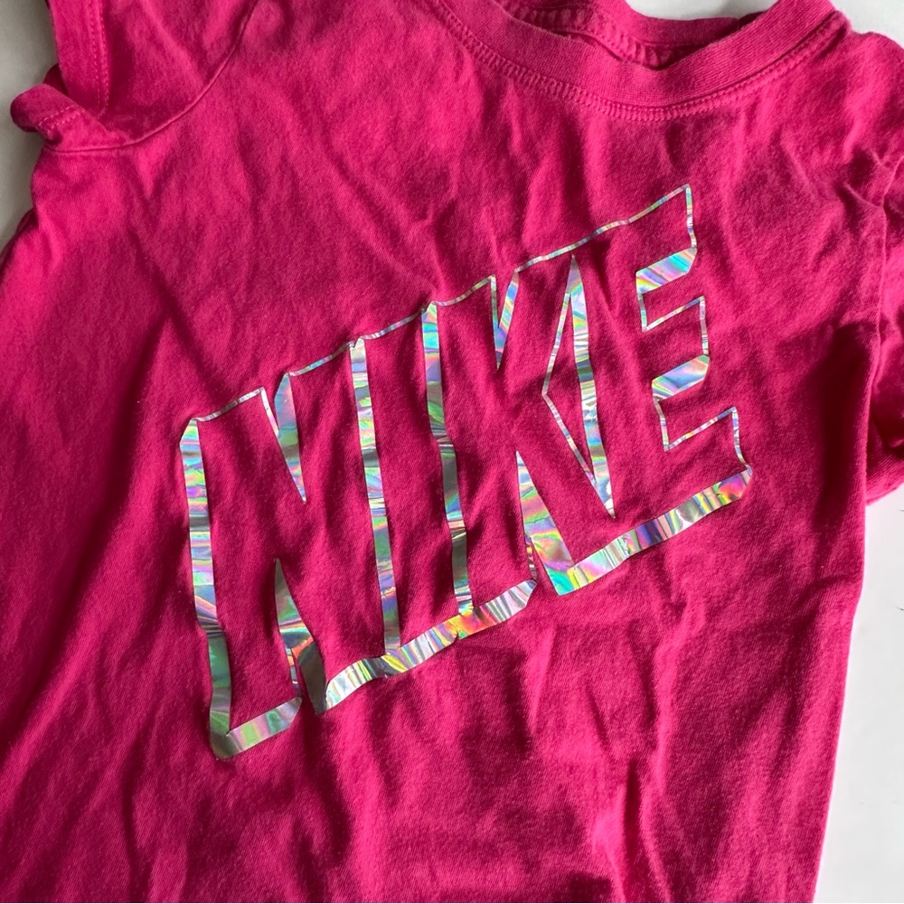 Nike tee - Picture 2 of 3